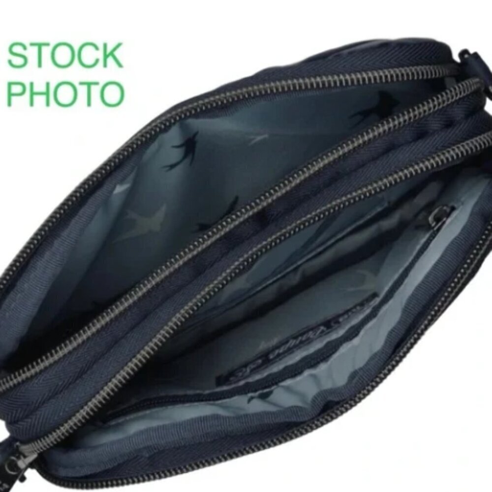 NWOT- LUG- COUPE SE- Navy - Picture 4 of 5